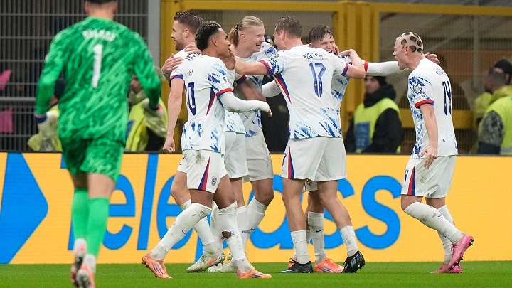 De groet van Erling Haaland is een kroningsceremonie voor het Noorse voetbal